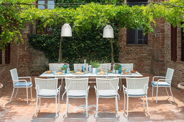 Athena Extendable Outdoor Table - Image 2