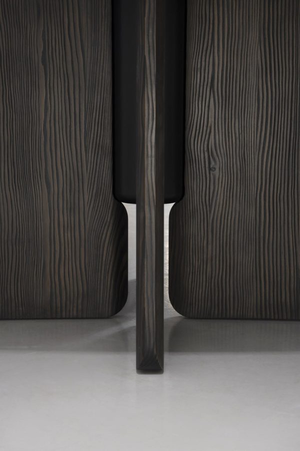 Faifo Round Table - Image 4