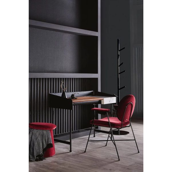 Secret Desk - Image 3