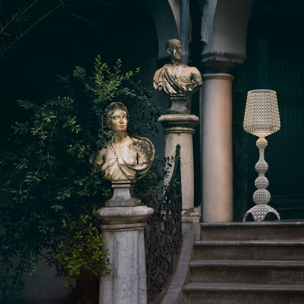 Kabuki Floor Lamp Outdoor - White - Image 4